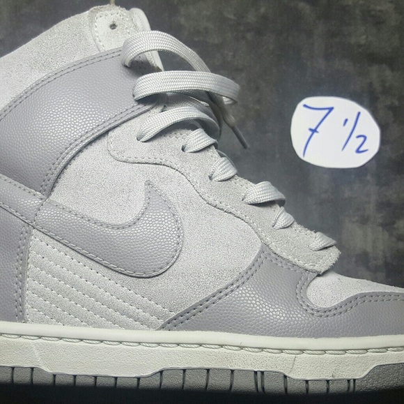 nike sky high dunks white
